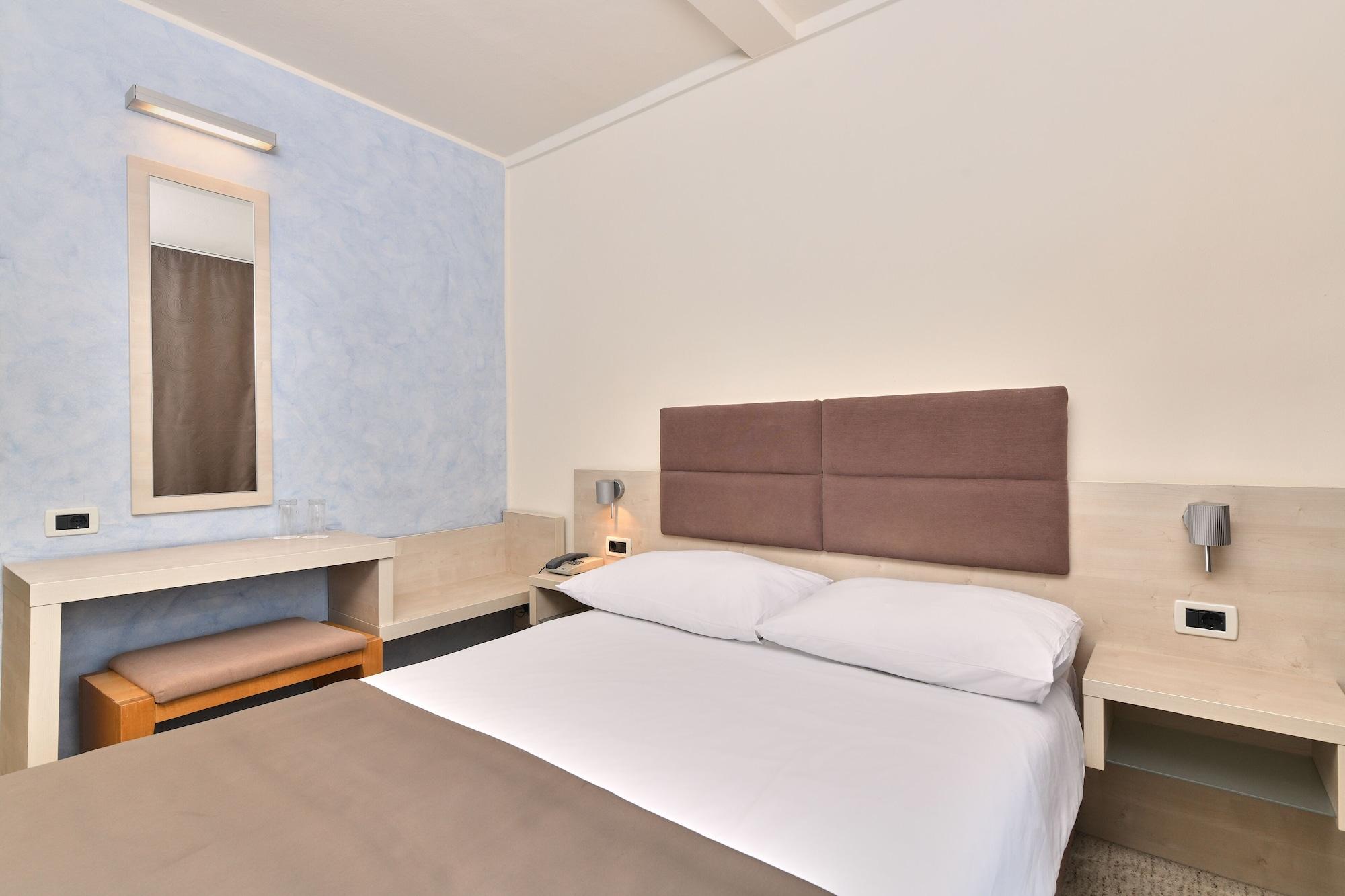 Mediteran Plava Laguna 3*