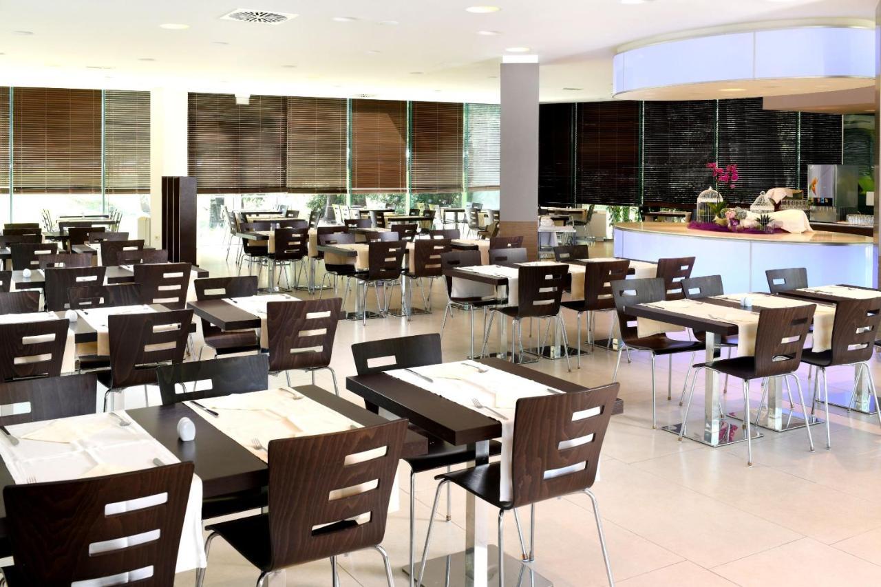 Mediteran Plava Laguna Hotel 3*